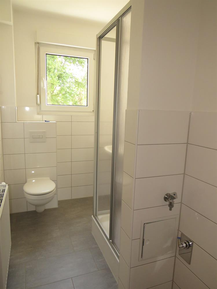 Renovierte 3-Raum Wohnung mit Balkon im Grünen! - Photo 1